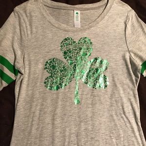 ⭐️ 3 for $10 sale.. St. Patrick’s Day T-shirt
